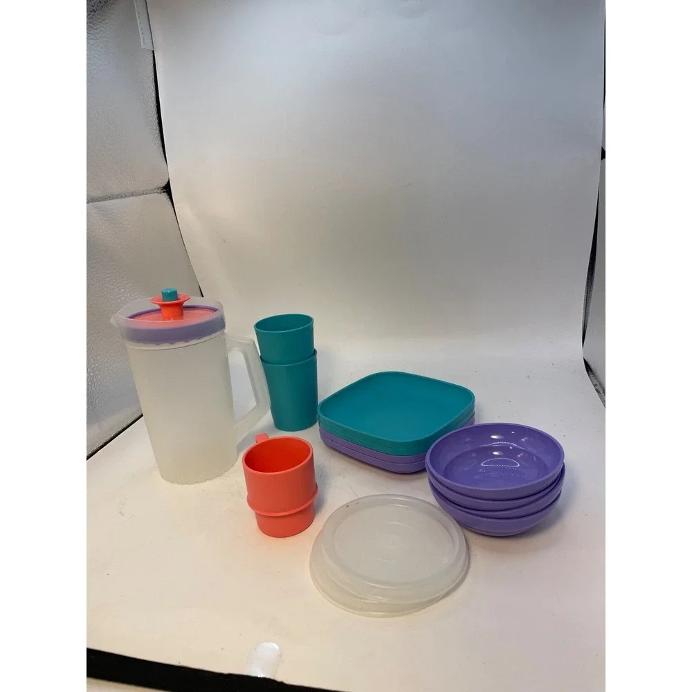 Tupperware Mini Serve It Luncheon Set TupperKids TupperToys  15 Pieces